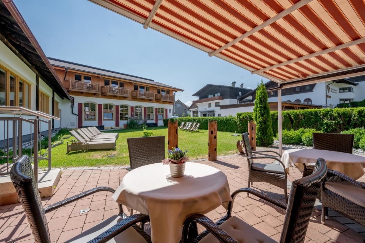 Hotel Zum Gourmet Зеефельд в Тироле Экстерьер фото