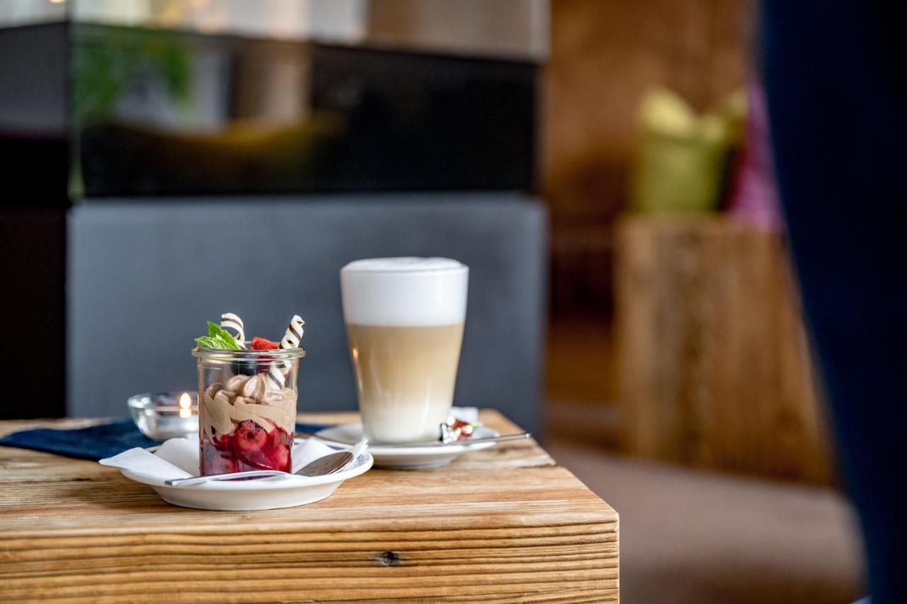 Hotel Zum Gourmet Зеефельд в Тироле Экстерьер фото