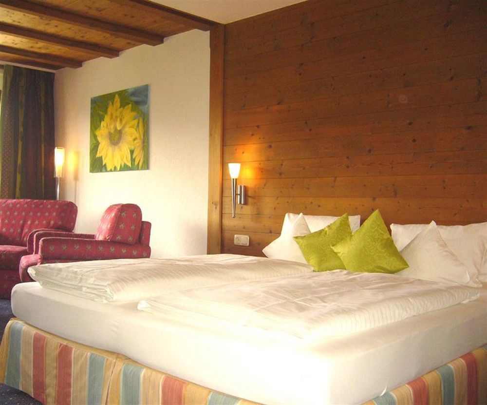 Hotel Zum Gourmet Зеефельд в Тироле Экстерьер фото